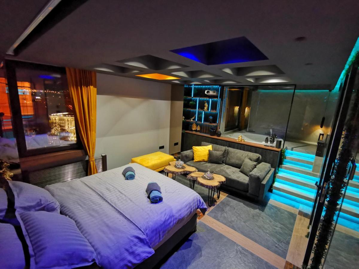 Smart Luxury Penthouse Suites - Private Sauna, Hot-Tub, Home Cinema At The Best Location In Skopje Eksteriør billede