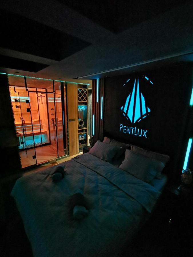 Smart Luxury Penthouse Suites - Private Sauna, Hot-Tub, Home Cinema At The Best Location In Skopje Eksteriør billede