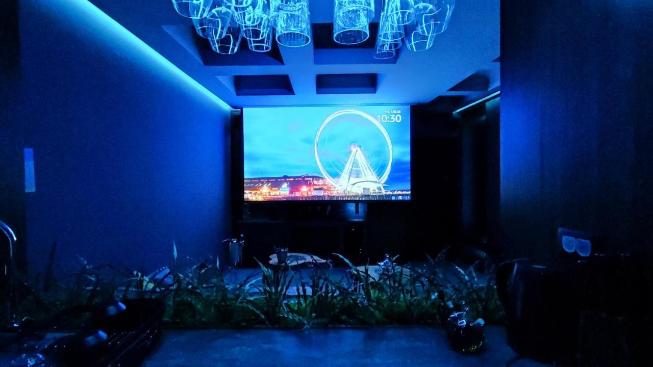 Smart Luxury Penthouse Suites - Private Sauna, Hot-Tub, Home Cinema At The Best Location In Skopje Eksteriør billede