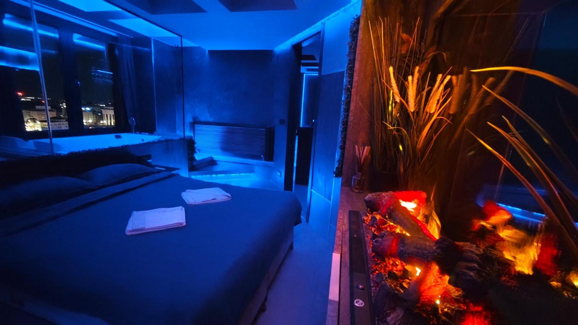 Smart Luxury Penthouse Suites - Private Sauna, Hot-Tub, Home Cinema At The Best Location In Skopje Eksteriør billede